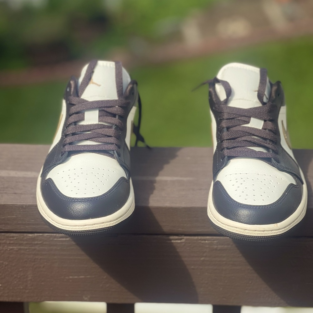 Nike Dunk Low Womens. In “Like New” condition.